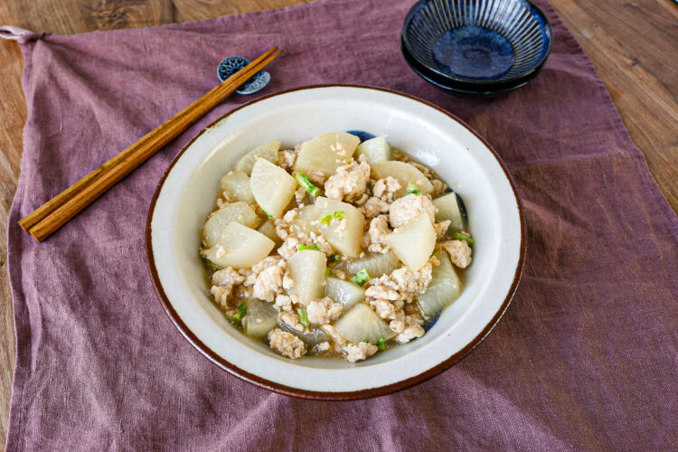 うま味引き立つ！作り置きOK！ とろとろ大根のそぼろ煮