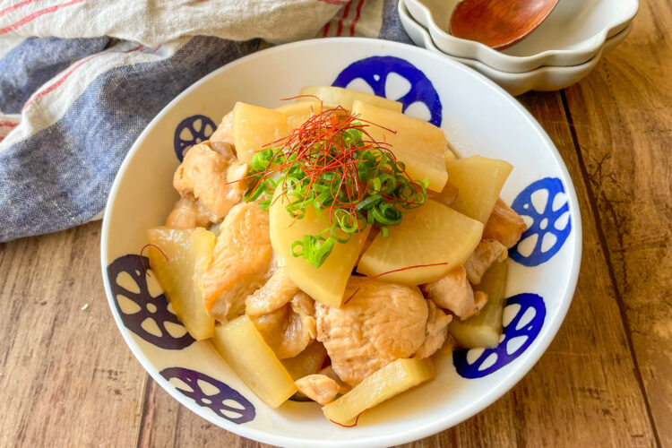 鶏肉と大根の甘辛煮込み